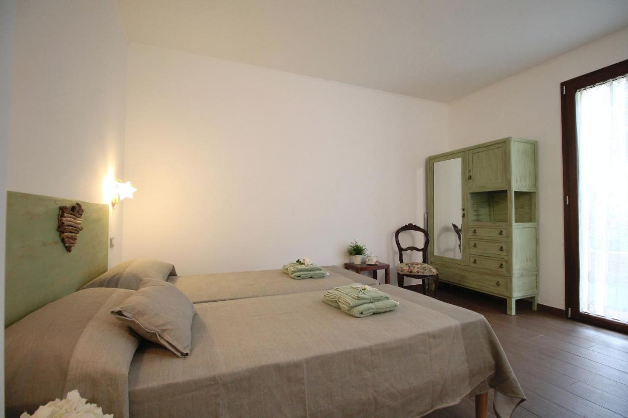 Bed and breakfast Il RosAle a Celle Ligure Extérieur photo