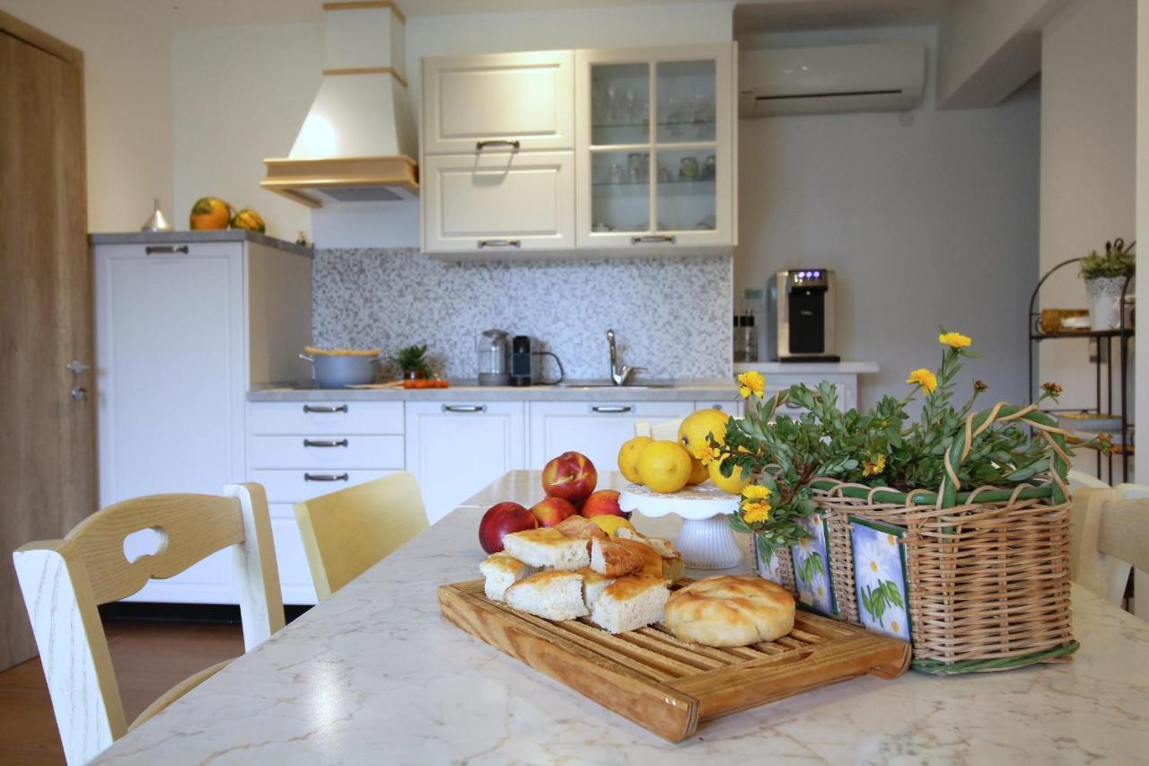 Bed and breakfast Il RosAle a Celle Ligure Extérieur photo